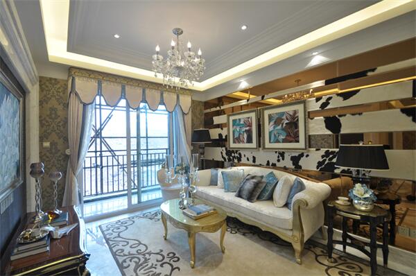 江都區(qū)新區(qū)近商場(chǎng)，96平兩室，配套齊全