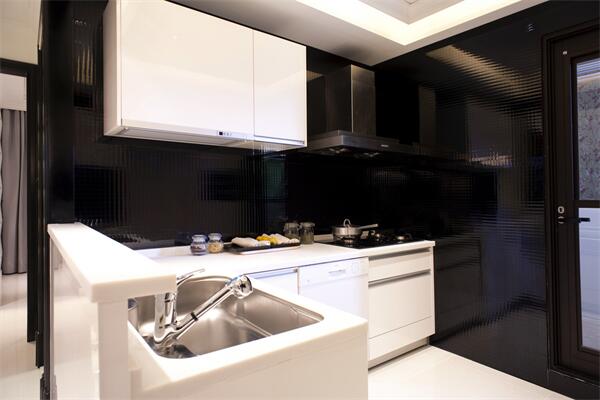 江都區(qū)邵伯鎮(zhèn)荷塘月色小區(qū)二手電梯房出售